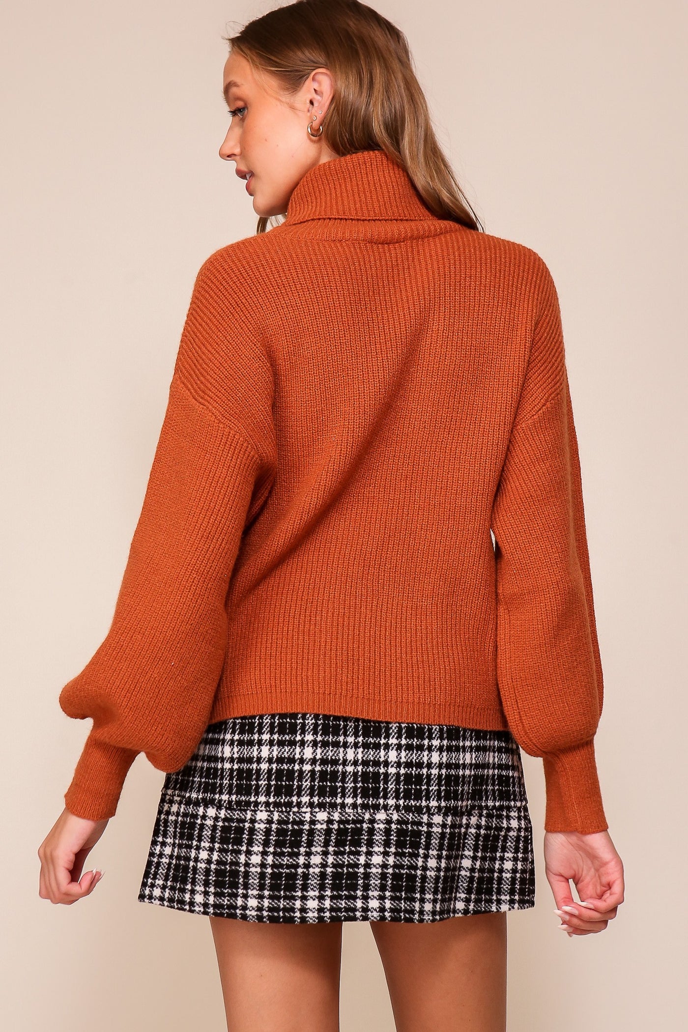 JAYLIN SWEATER