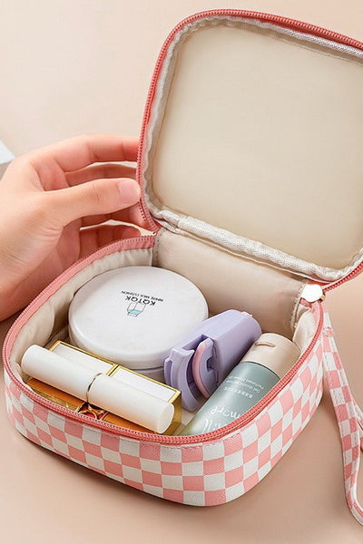 CHECKER MAKEUP BAG