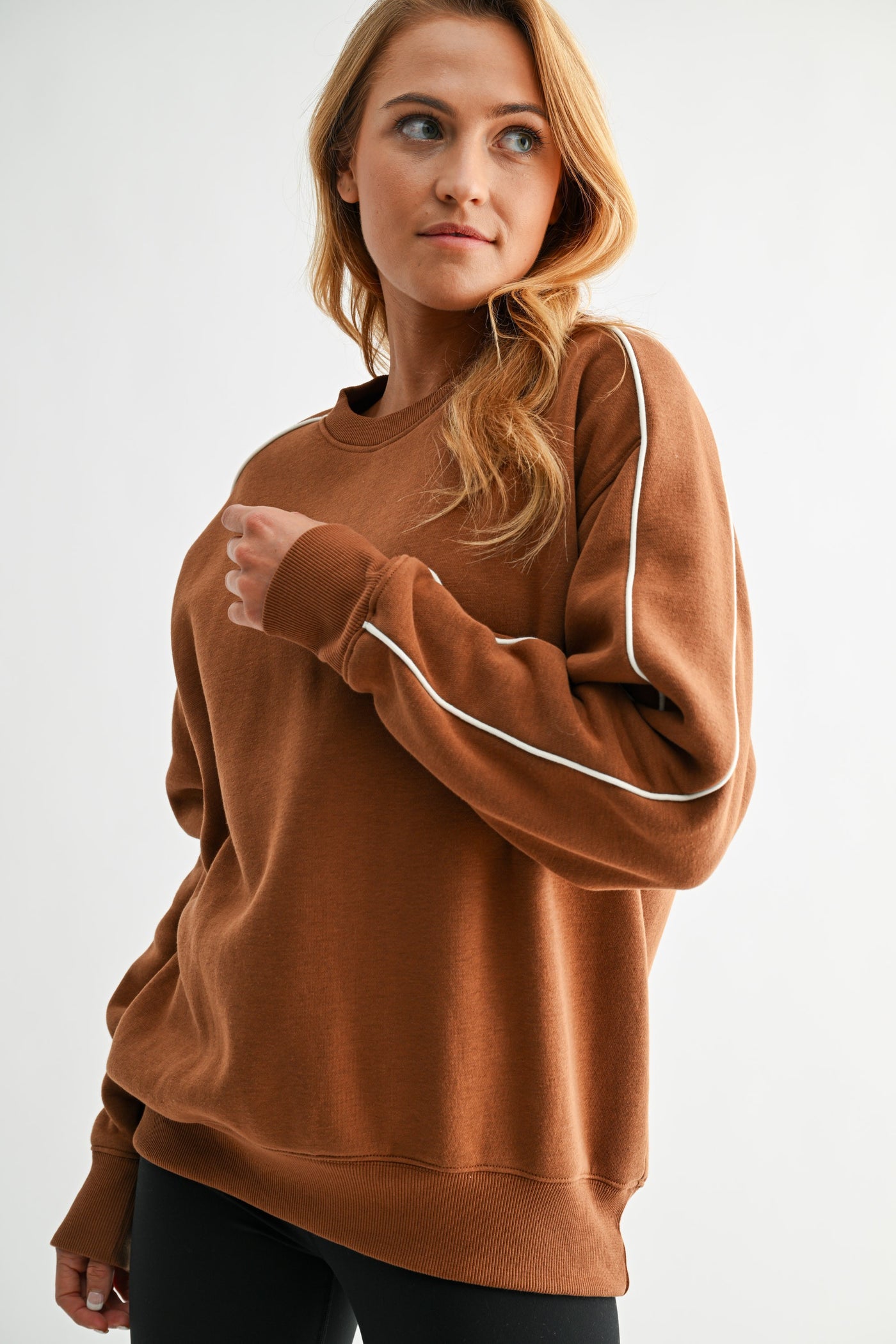EDEN SWEATSHIRT