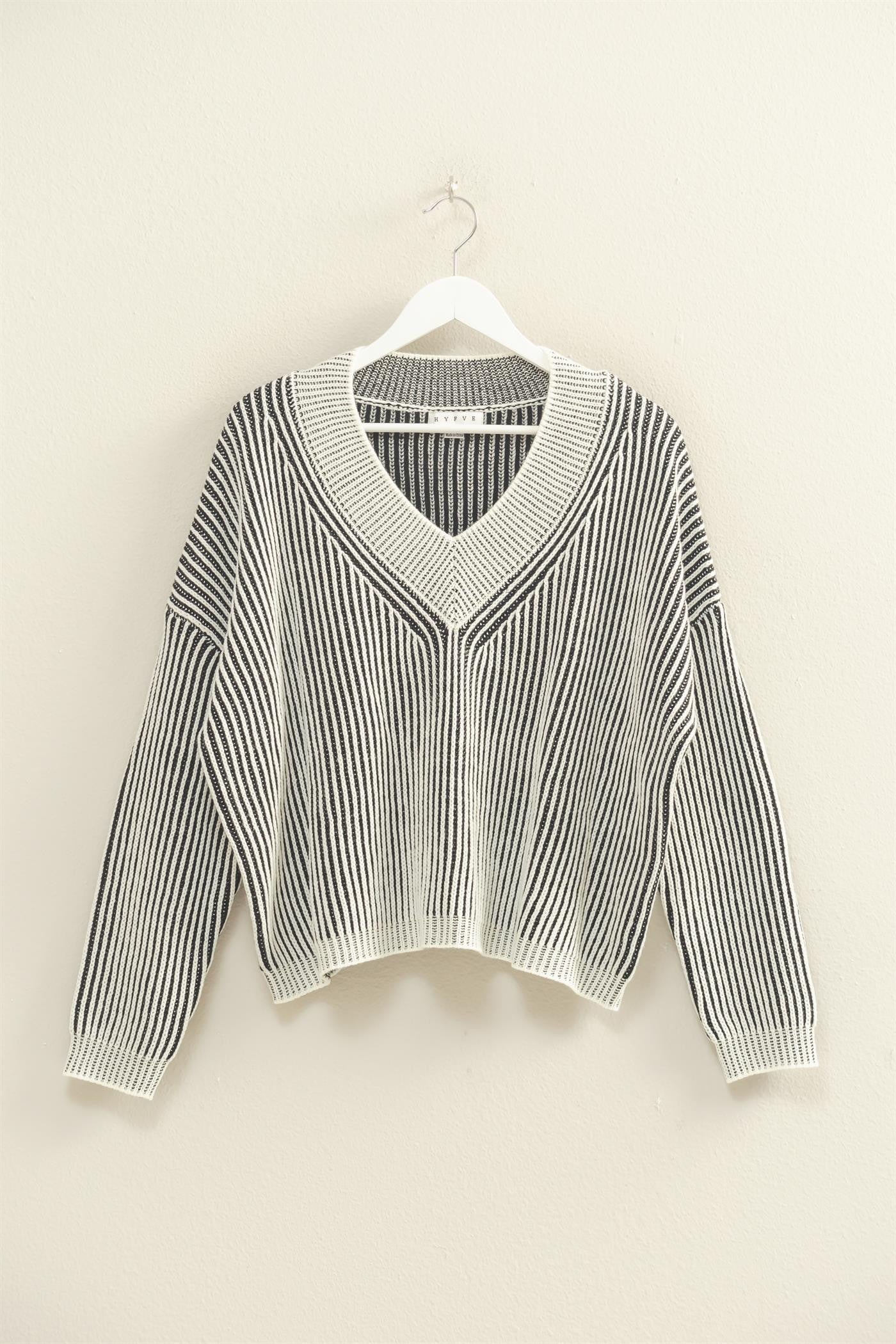 THEO SWEATER