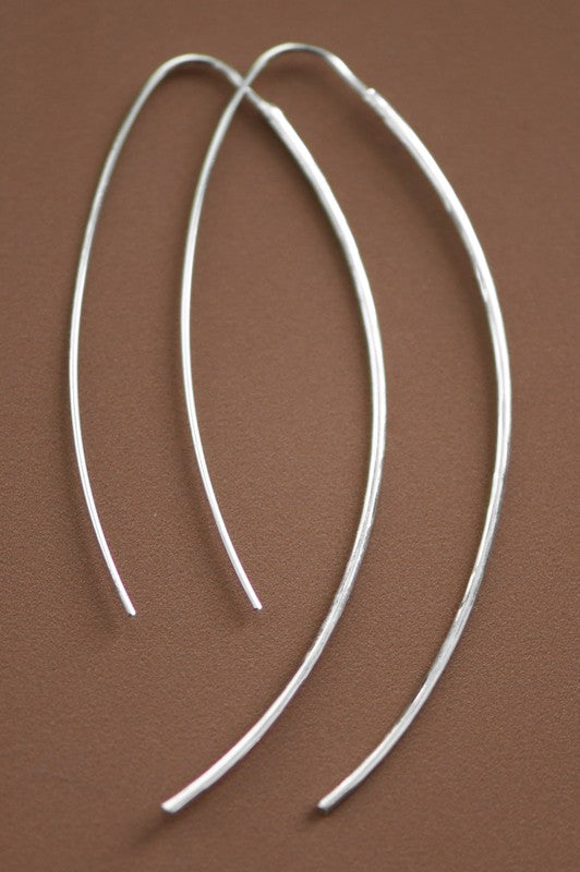 THREADER EARRING