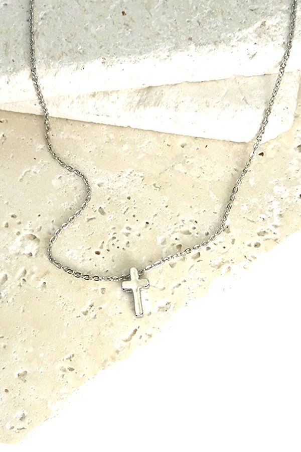 CROSS NECKLACE